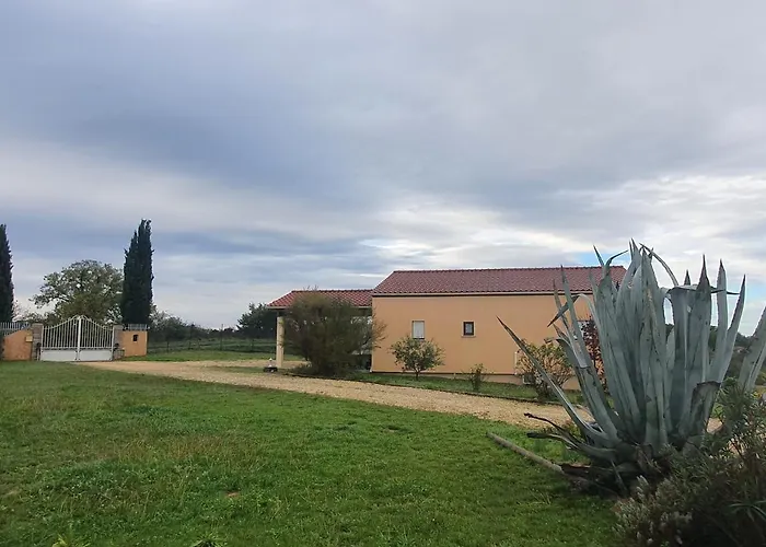 Domaine Le Licou Hébergement de vacances Potelières